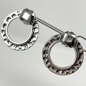 Silver Tone Dark Gray Glass Rhinestone Hammer Finish Round Stud Earrings Boho